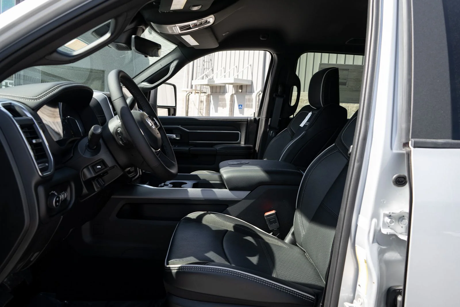 New 2026 Silver-Zynith Exterior Paint RAM Laramie image 14