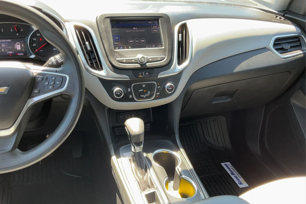 Used 2022 Silver Chevrolet LT image 16