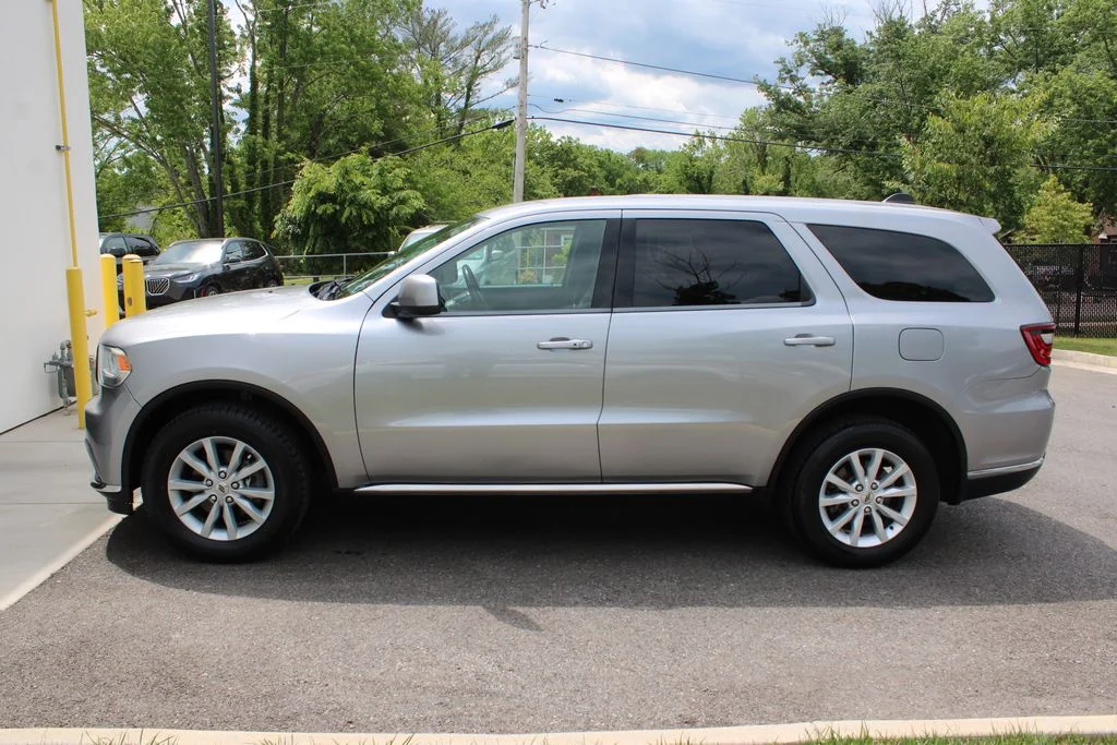 Used 2019 Billet Clearcoat Dodge SXT image 12