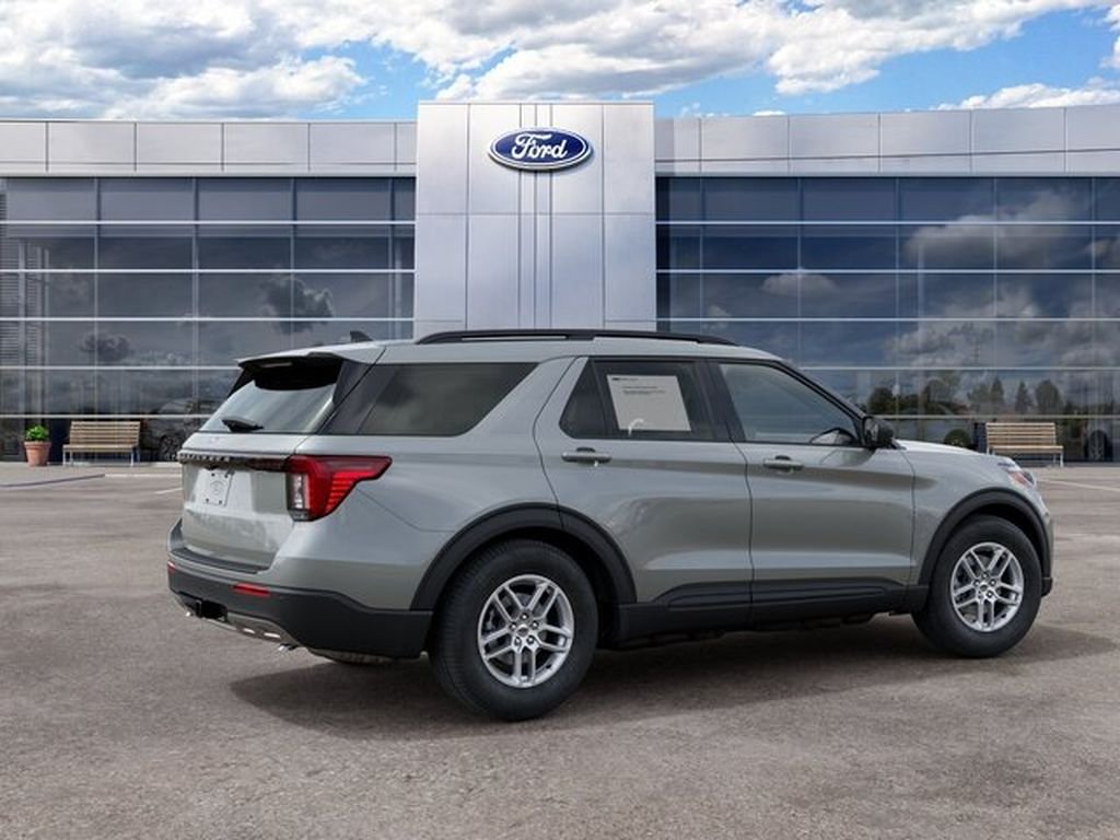 New 2027 Avalanche Gray Ford Active image 6