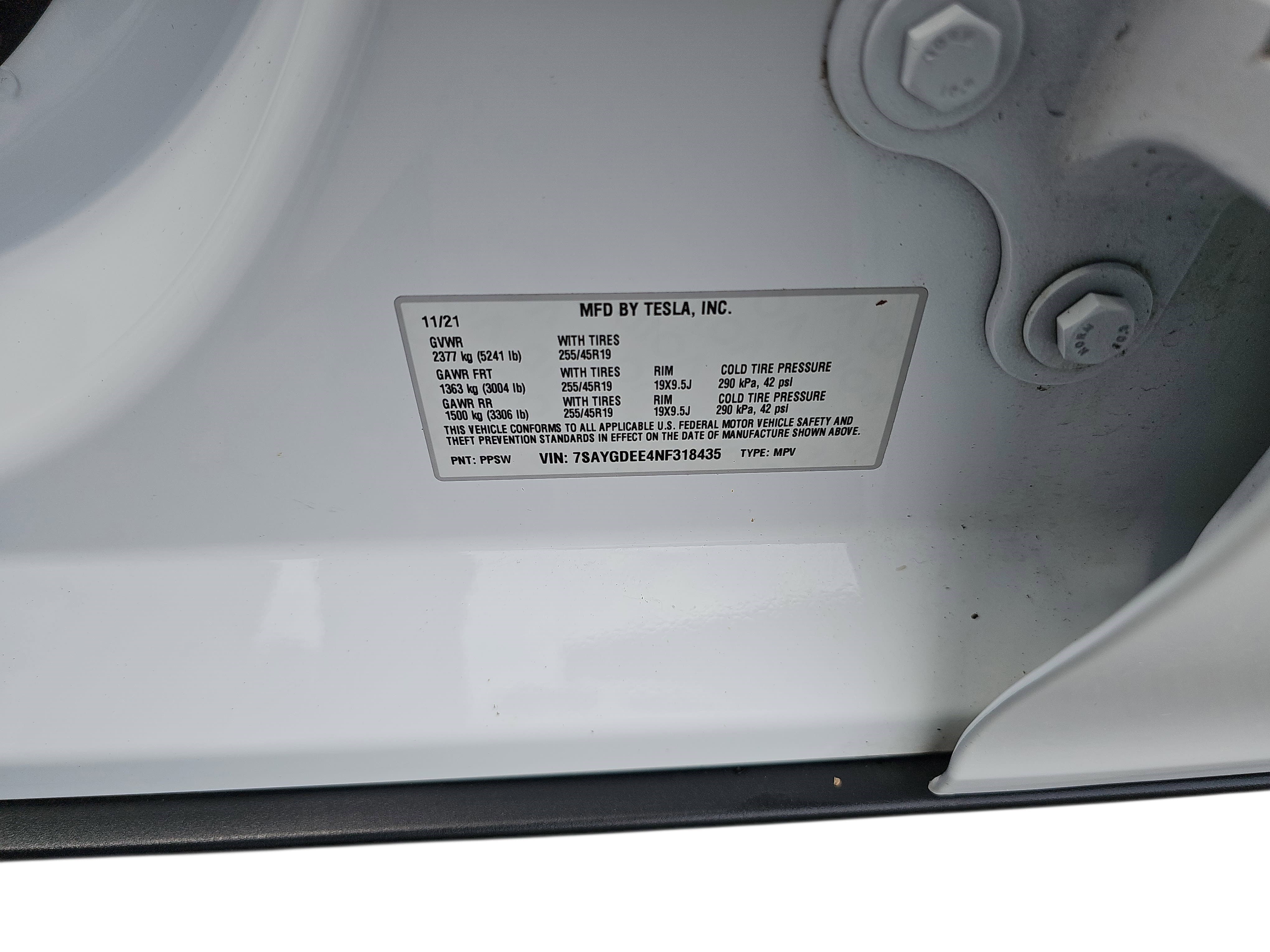 Used 2022  Tesla Long Range image 31