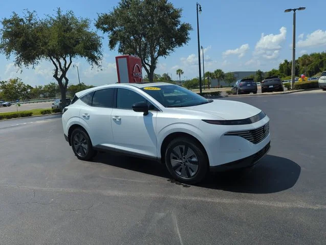 2025 Nissan Murano SL