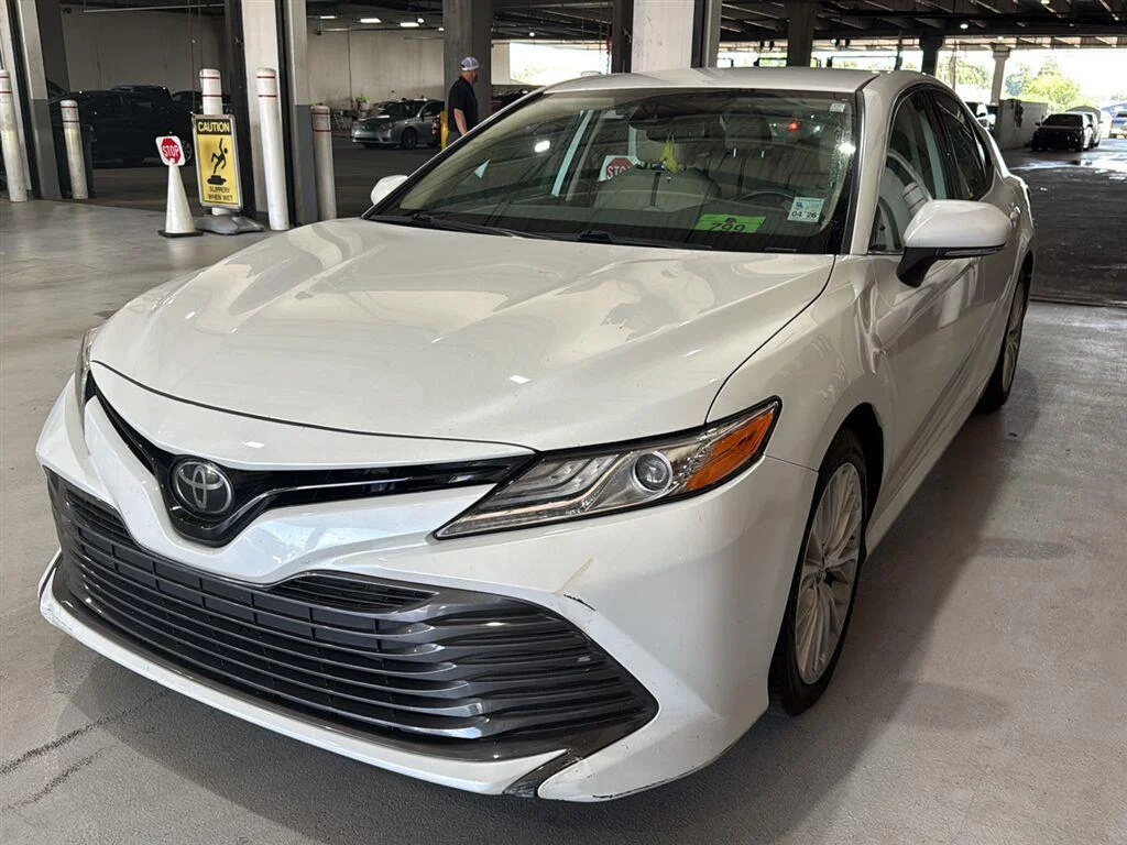 2020 Toyota Camry XLE