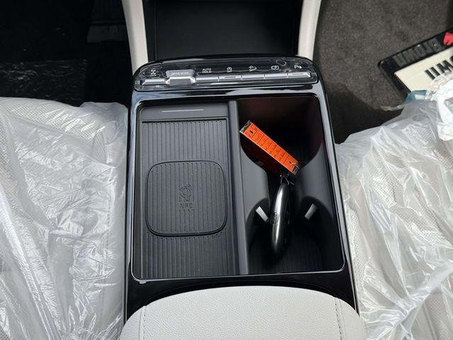New 2025 Gray Hyundai Limited AWD image 21