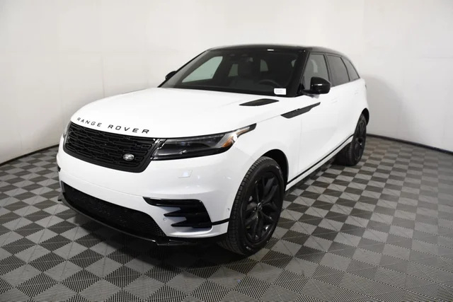 2026 Land Rover Range Rover Velar Dynamic SE