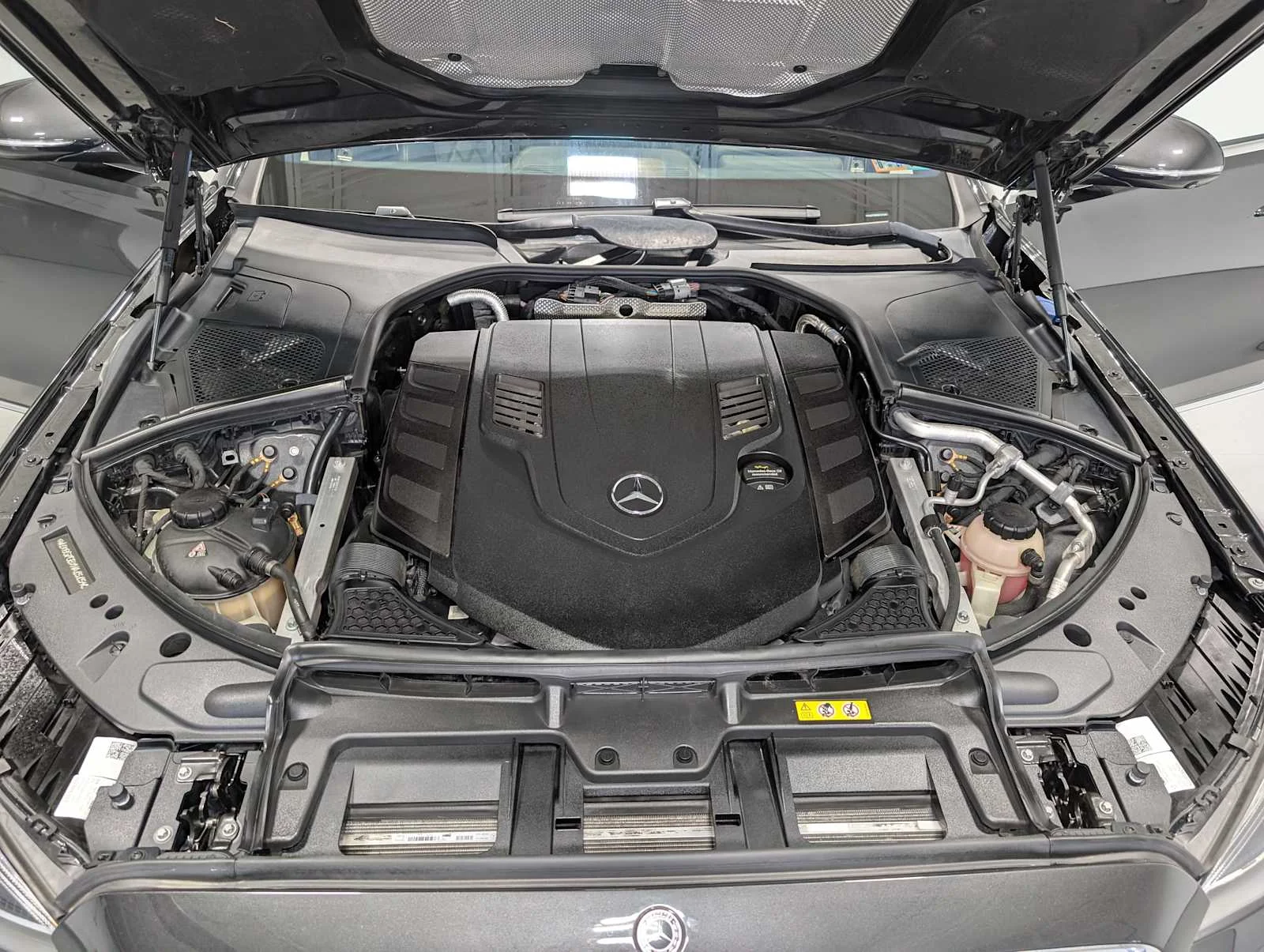 Used 2022 Graphite Grey Mercedes-Benz S 580 image 11