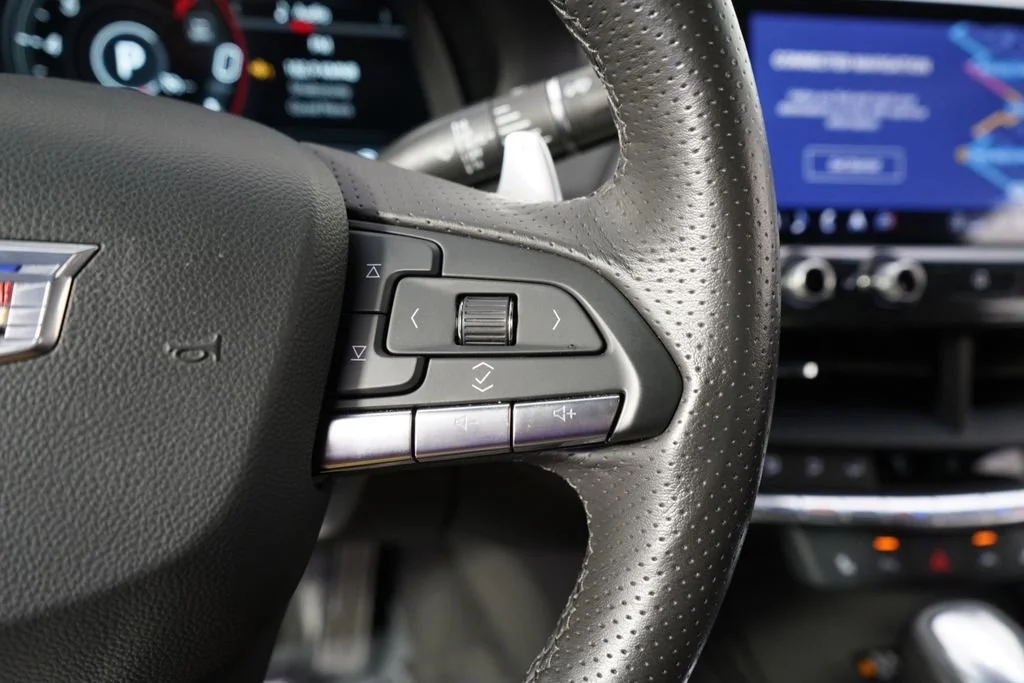 Used 2023 Argent Silver Metallic Cadillac Sport image 39