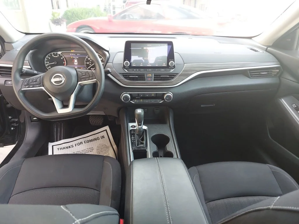 Used 2025 Black Nissan 2.5 SV image 20