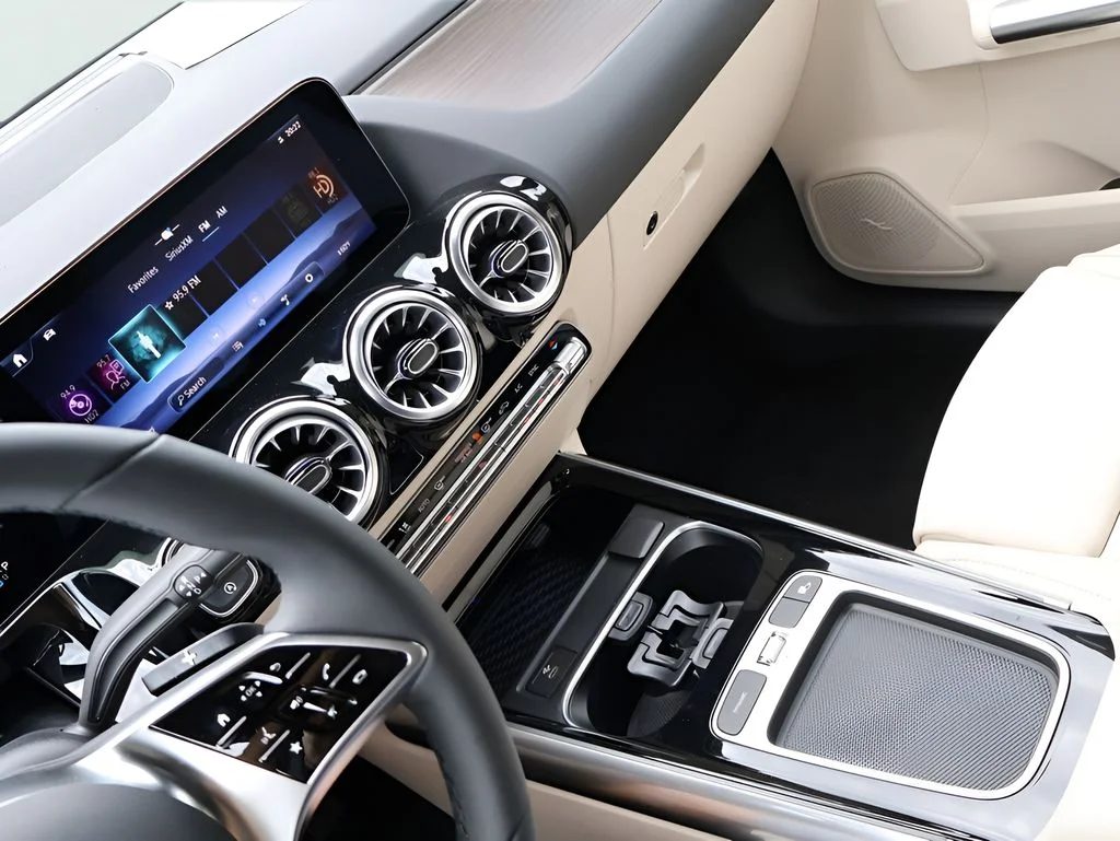 New 2026 Grey Mercedes-Benz GLA 250 image 19