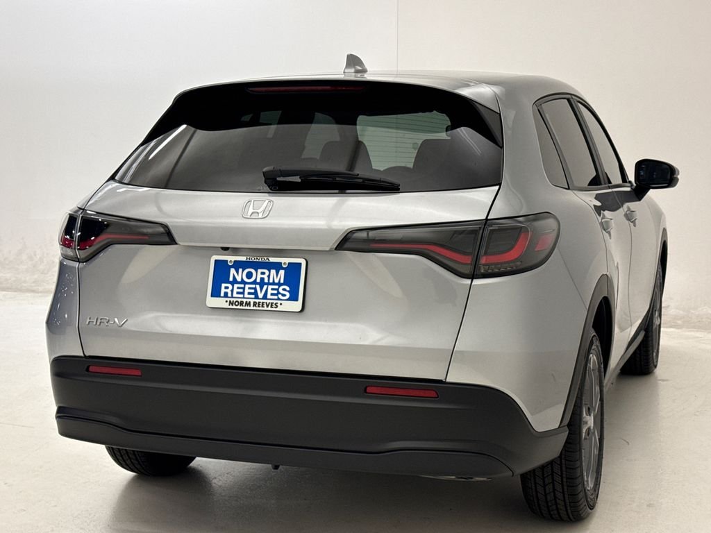 New 2026 Solar Silver Metallic Honda LX image 9