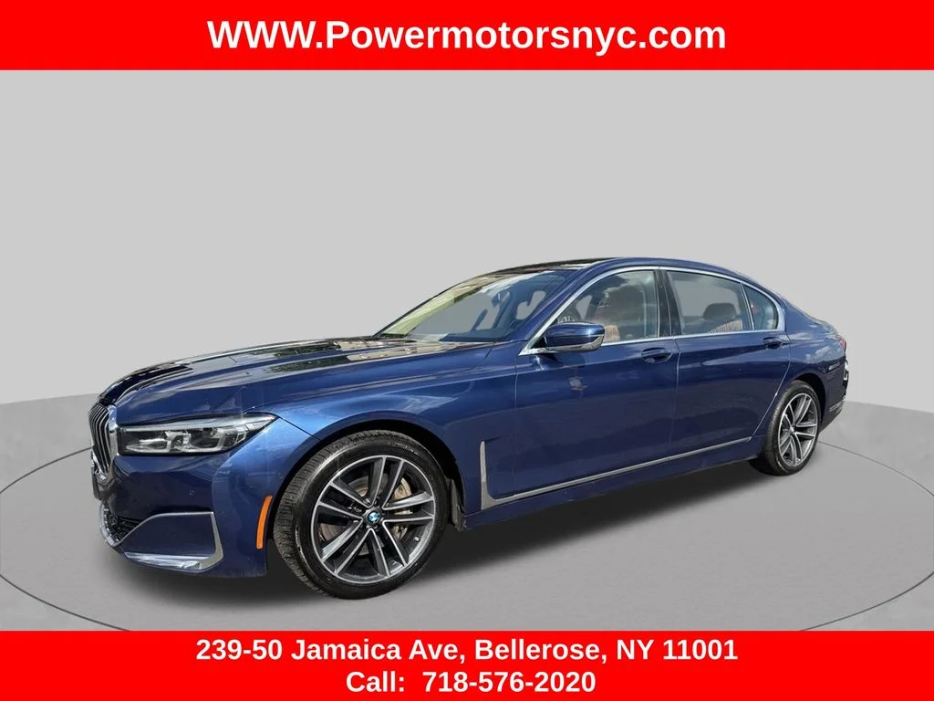 Used 2022 Blue BMW 750i xDrive image 1