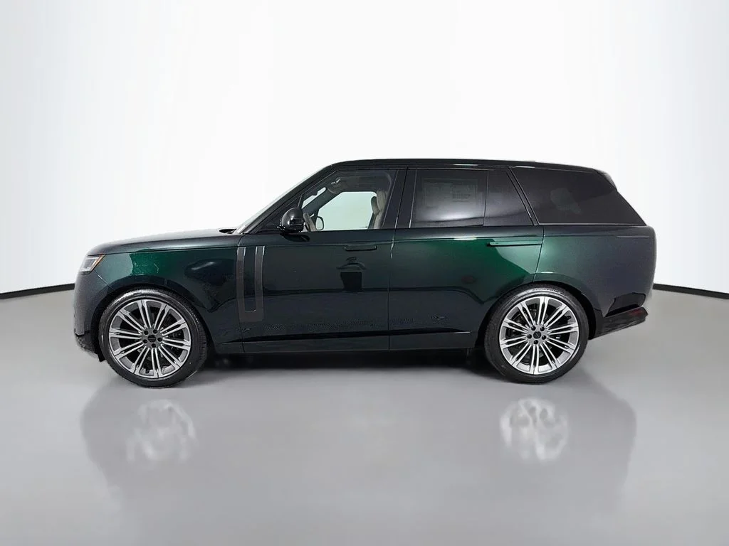 New 2026 British Racing Green Land Rover SE image 8