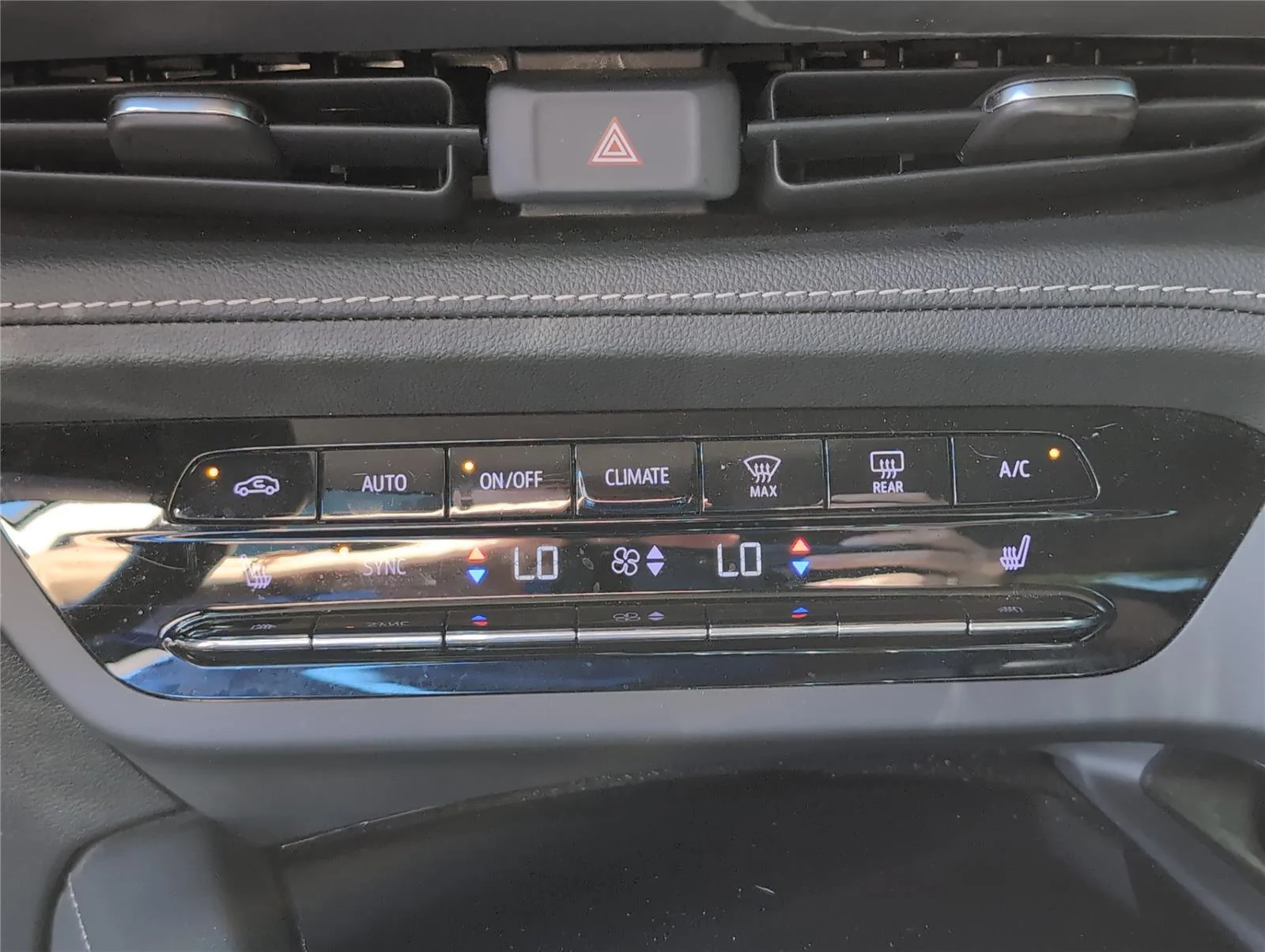 Used 2023 Cinnabar Metallic Buick Preferred image 19
