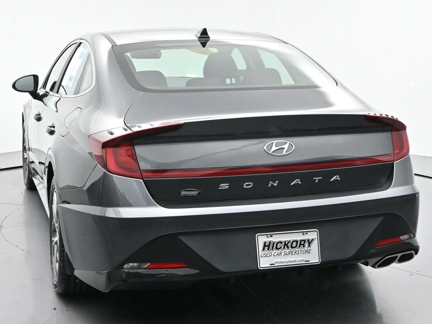Used 2022 Portofino Gray Hyundai SEL image 6