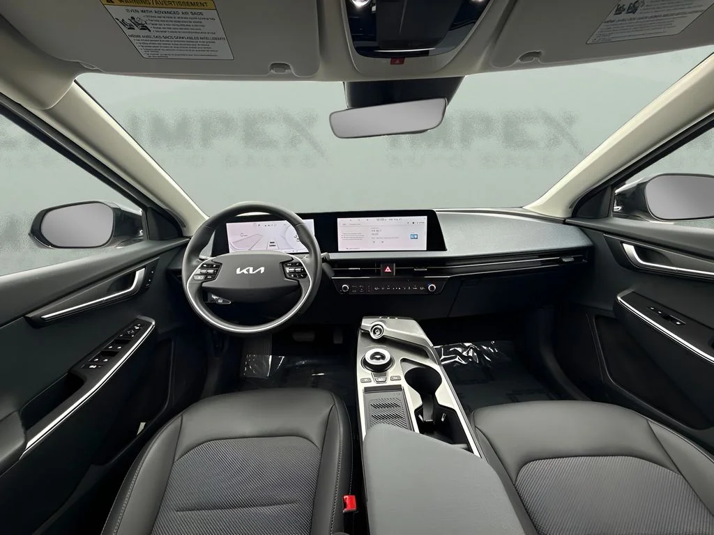 Used 2024 White Kia Light image 8