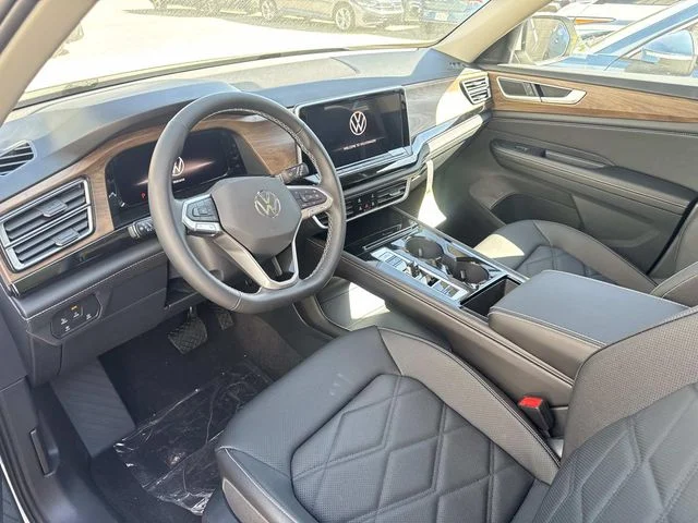 2026 Volkswagen Atlas SE w/Tech - Photo 11