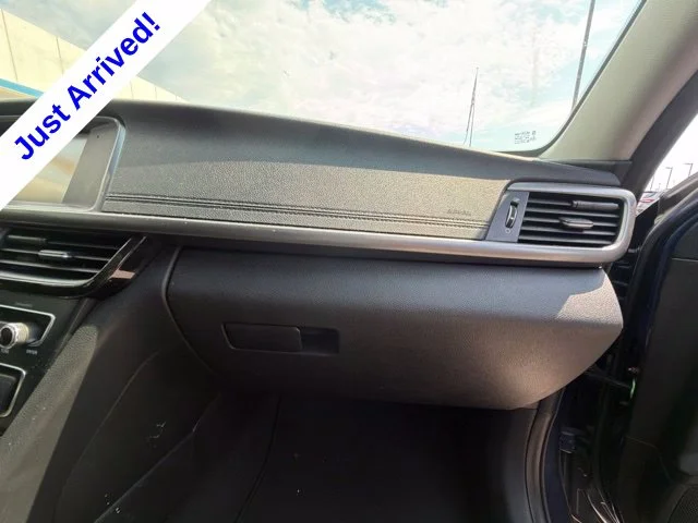 Used 2018 Blue Kia S image 22