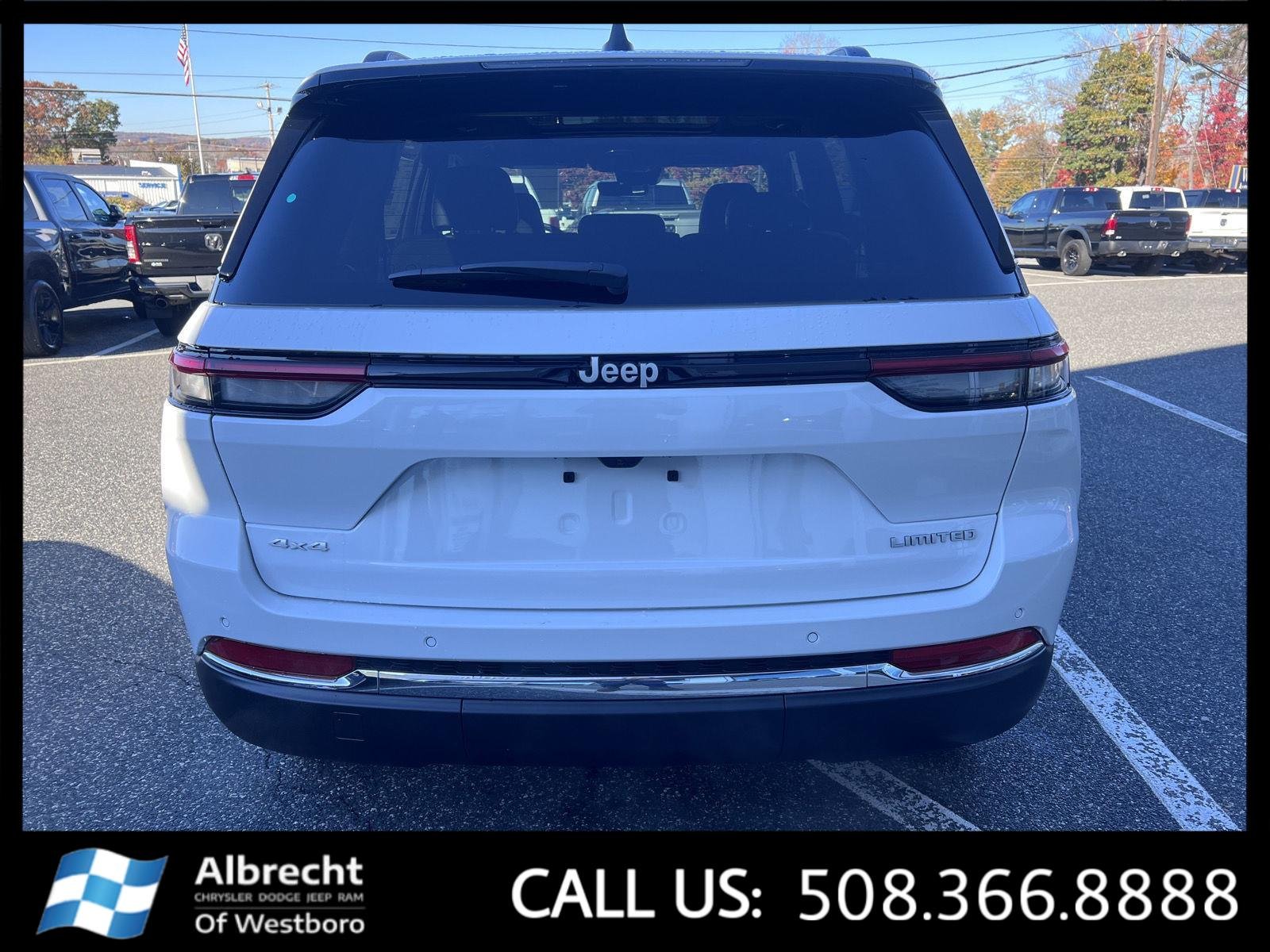 2025 Jeep Grand Cherokee Limited photo 4