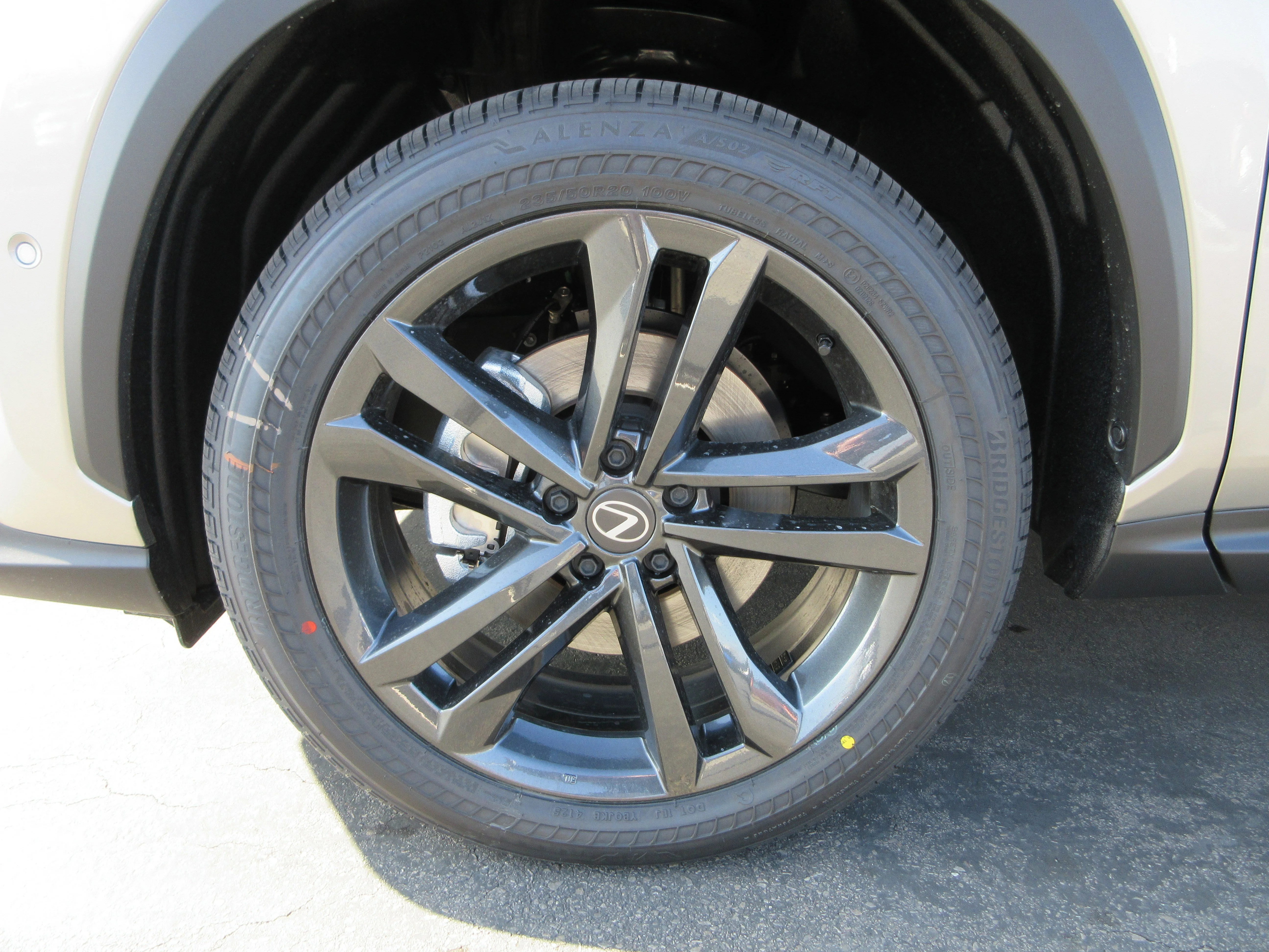 2026 Lexus NX 450h+ Luxury - Photo 50