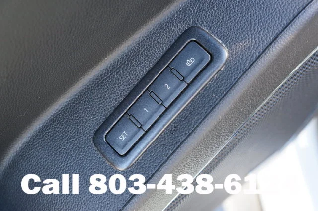 Used 2019 White Chevrolet LT image 4