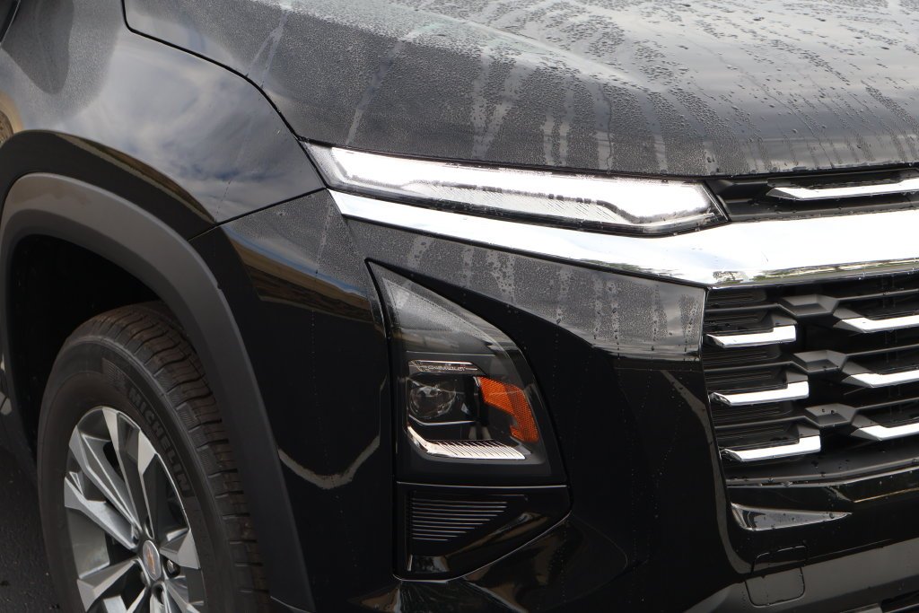 2027 Chevrolet Equinox LT - Photo 3