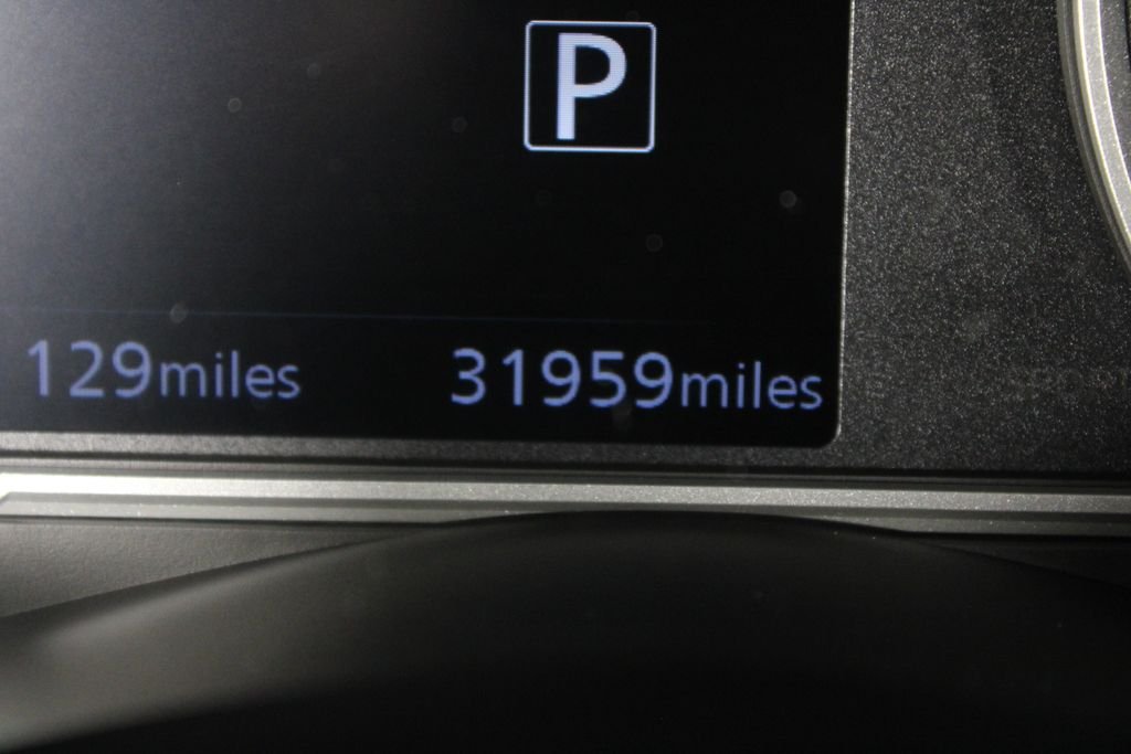 2025 Nissan Versa Sedan SV - Photo 25
