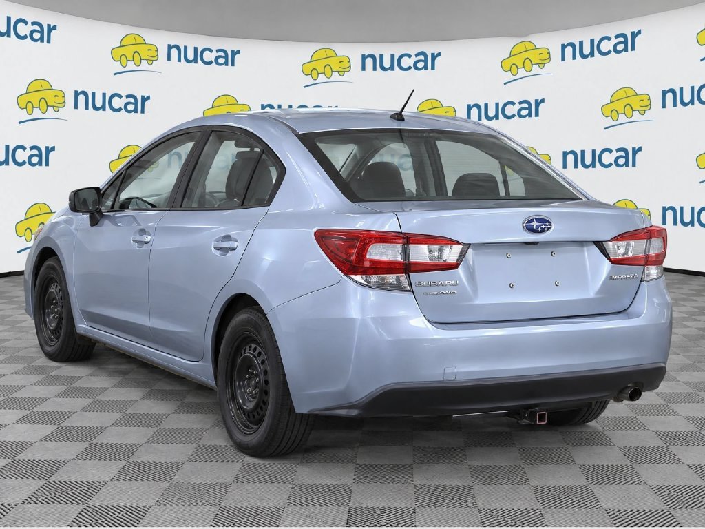 Used 2019 Silver Subaru 2.0i image 3
