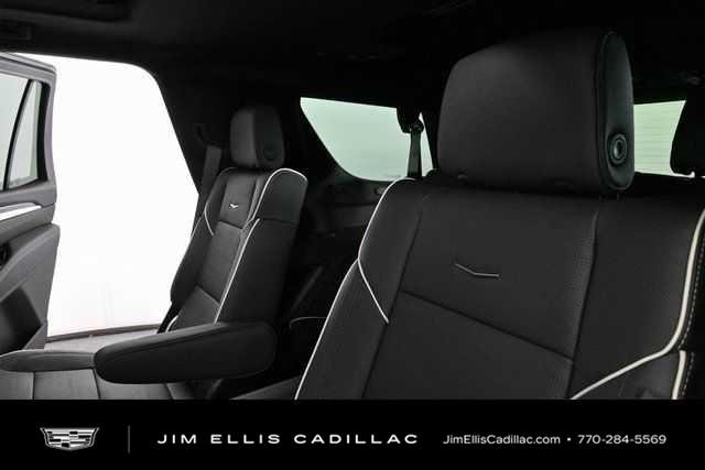 2025 Cadillac Escalade Premium Luxury - Photo 22