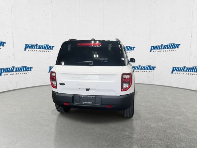 Used 2023 White Ford Badlands image 9