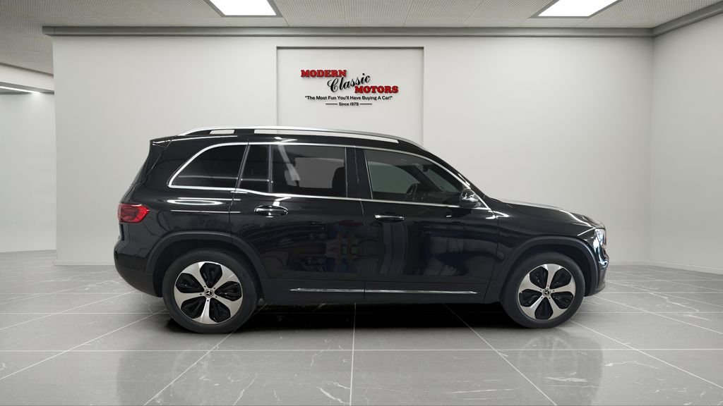 Used 2025 Black Mercedes-Benz GLB 250 image 8