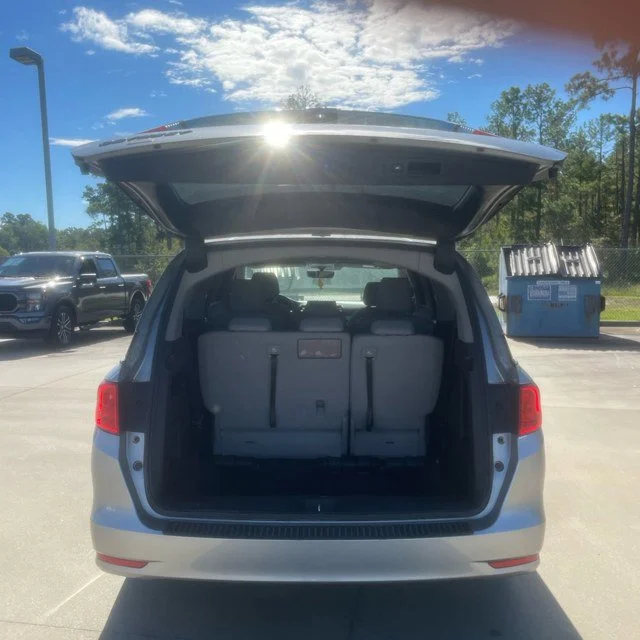 Used 2019 Lunar Silver Metallic Honda EX-L image 9