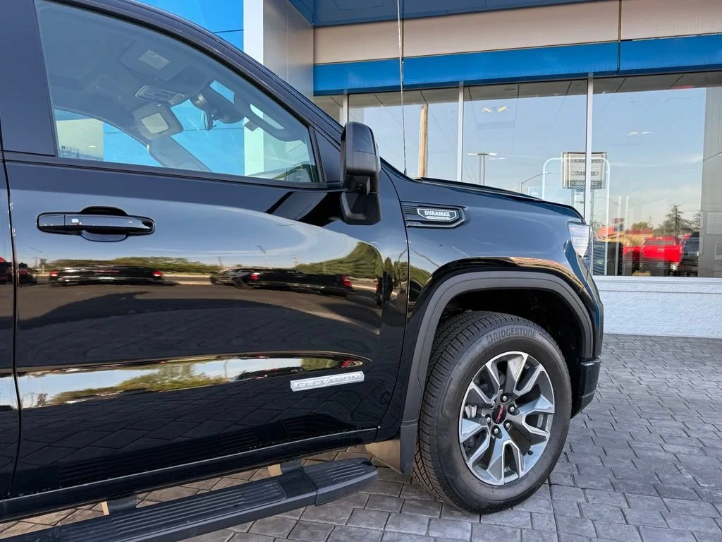 New 2026 Onyx Black GMC Elevation image 12