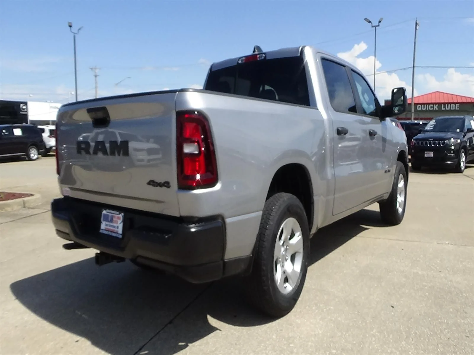 Certified Used 2025 Billet Silver Metallic Clear Coat (psc) RAM Tradesman image 6