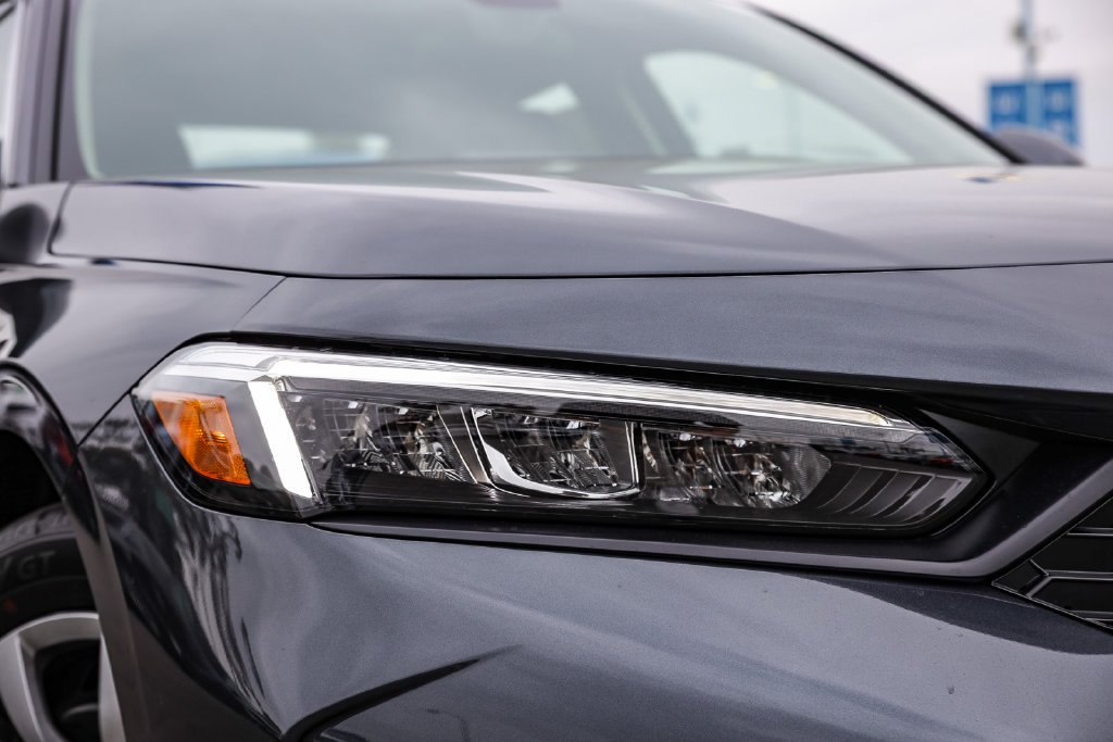 New 2026 Meteorite Gray Metallic Honda LX image 2