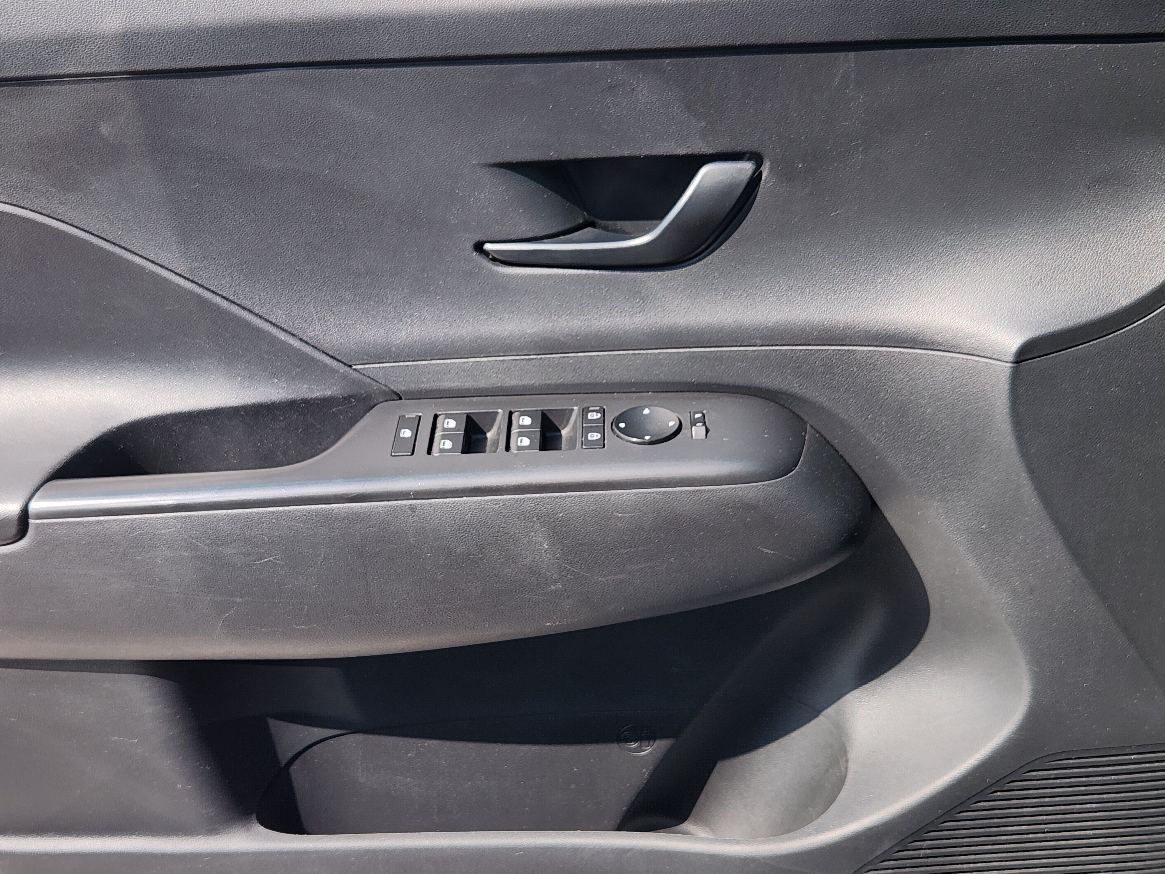 Used 2024 Ecotronic Gray Pearl Hyundai SEL image 24