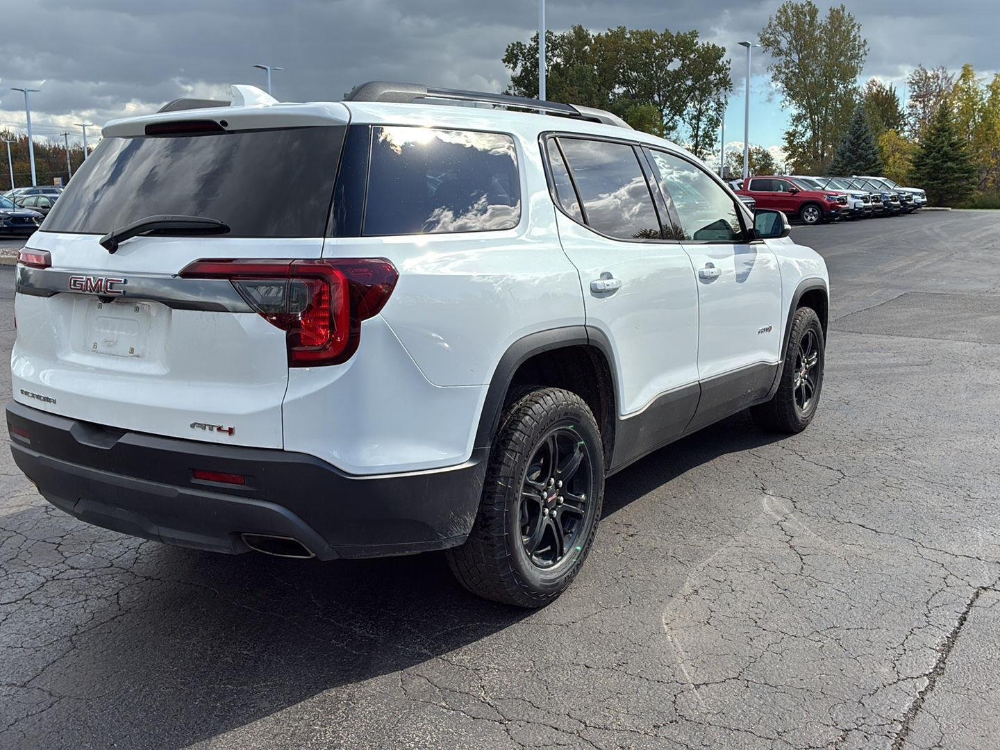 Used 2023 Summit White GMC AT4 image 24