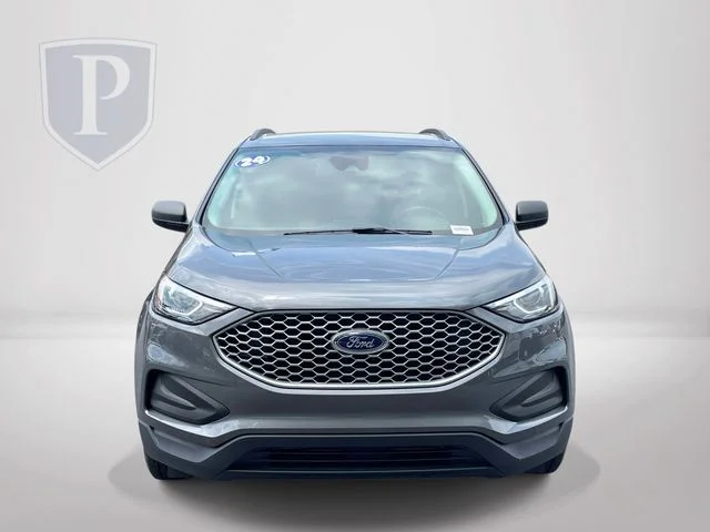 Used 2024 Gray Ford SE image 3