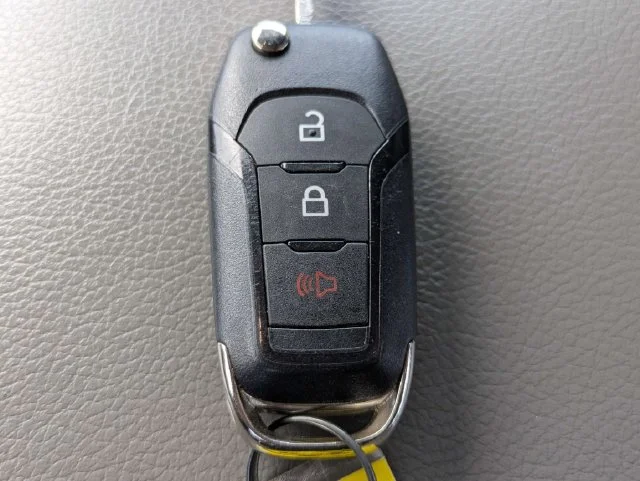 Certified Used 2020 Oxford White Ford XL image 24