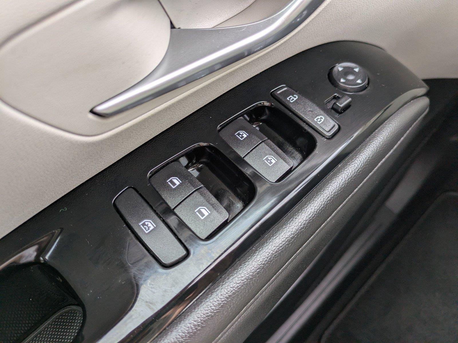 Used 2022 Intense Blue Hyundai Limited image 25