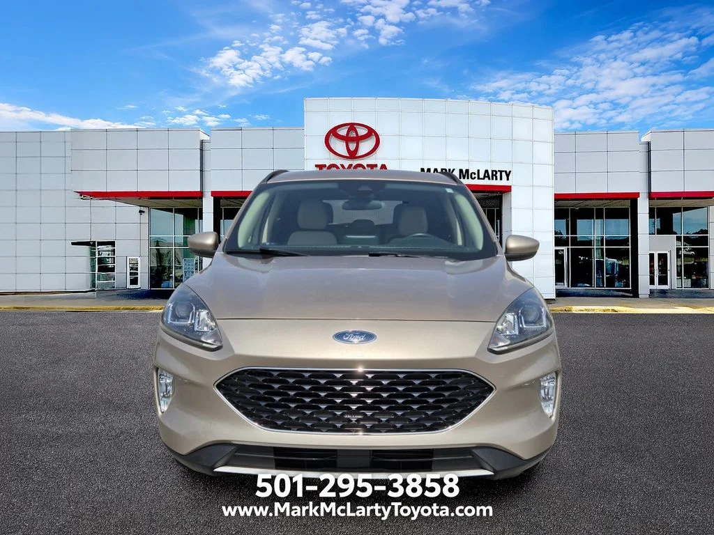 Used 2020 Gold Ford SEL image 8