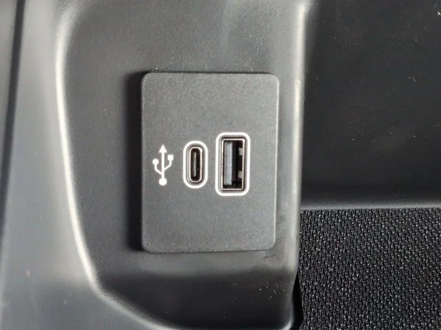 New 2026 Oxford White Ford XLT image 21