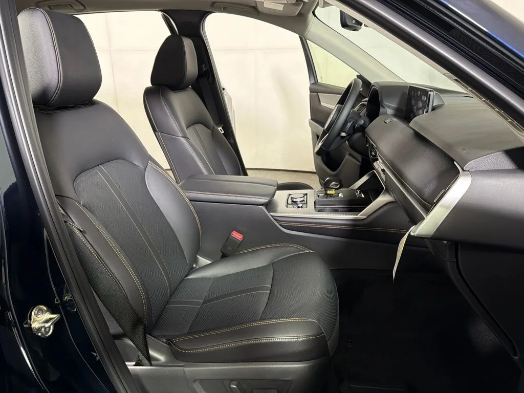 New 2026 Blue Mazda 3.3 Turbo Premium image 24