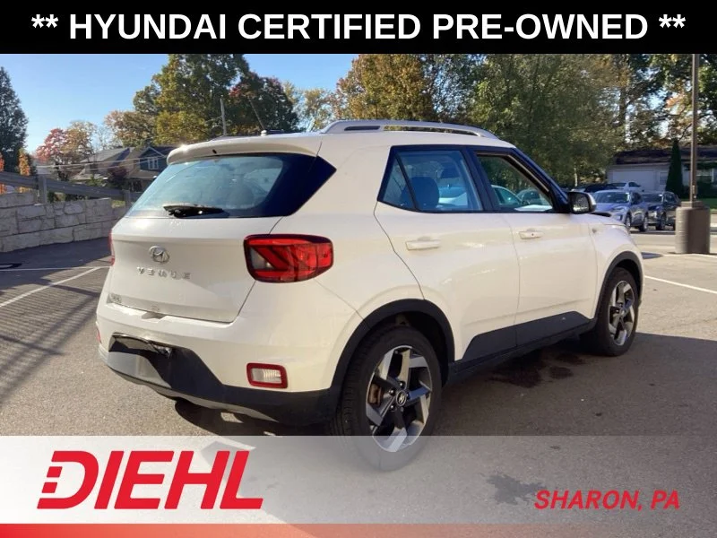 Used 2024 White Hyundai SEL image 7