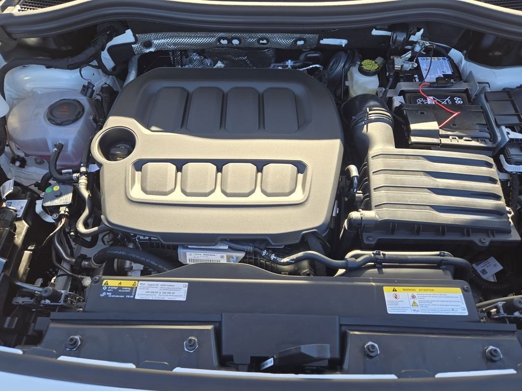 New 2026 White/off-white Volkswagen 2.0T SE image 22