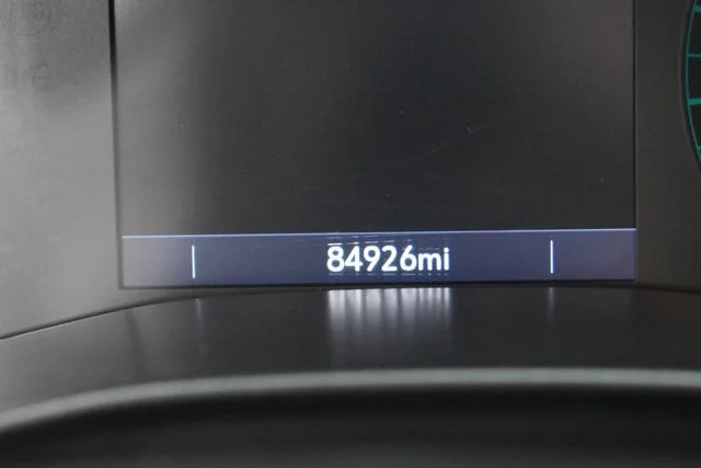 Used 2019 Gray GMC SLT image 29