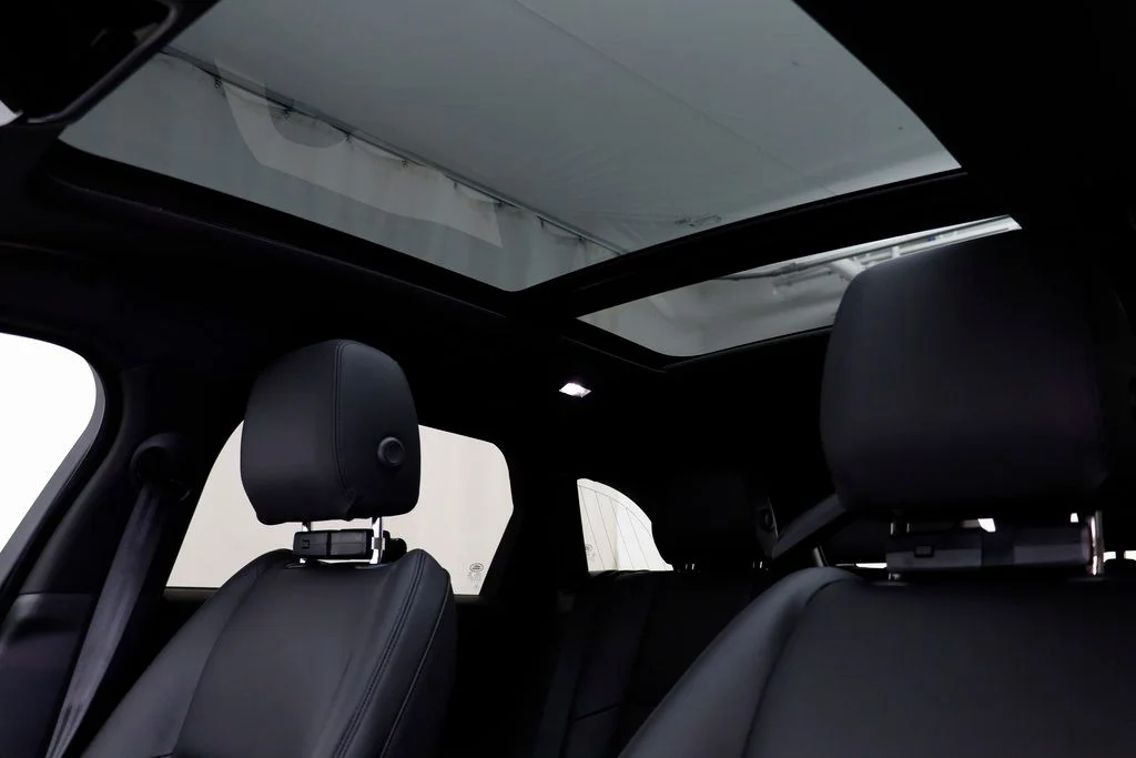 New 2026 Gold Land Rover Dynamic SE image 15