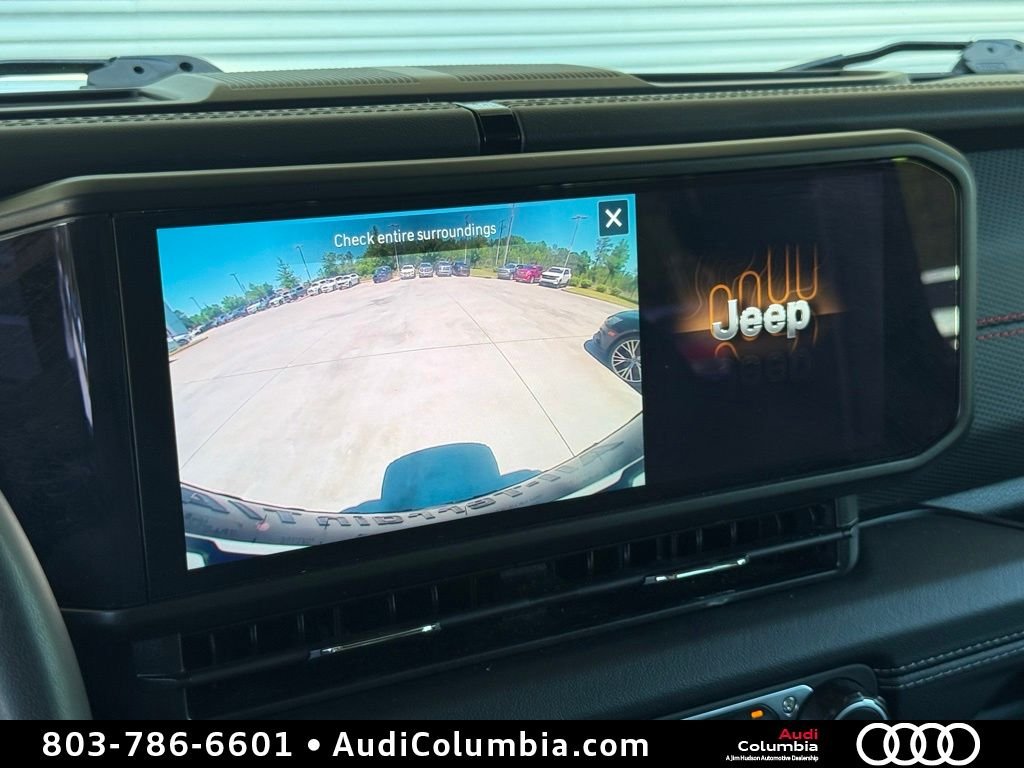 Used 2024 White Jeep Rubicon image 4