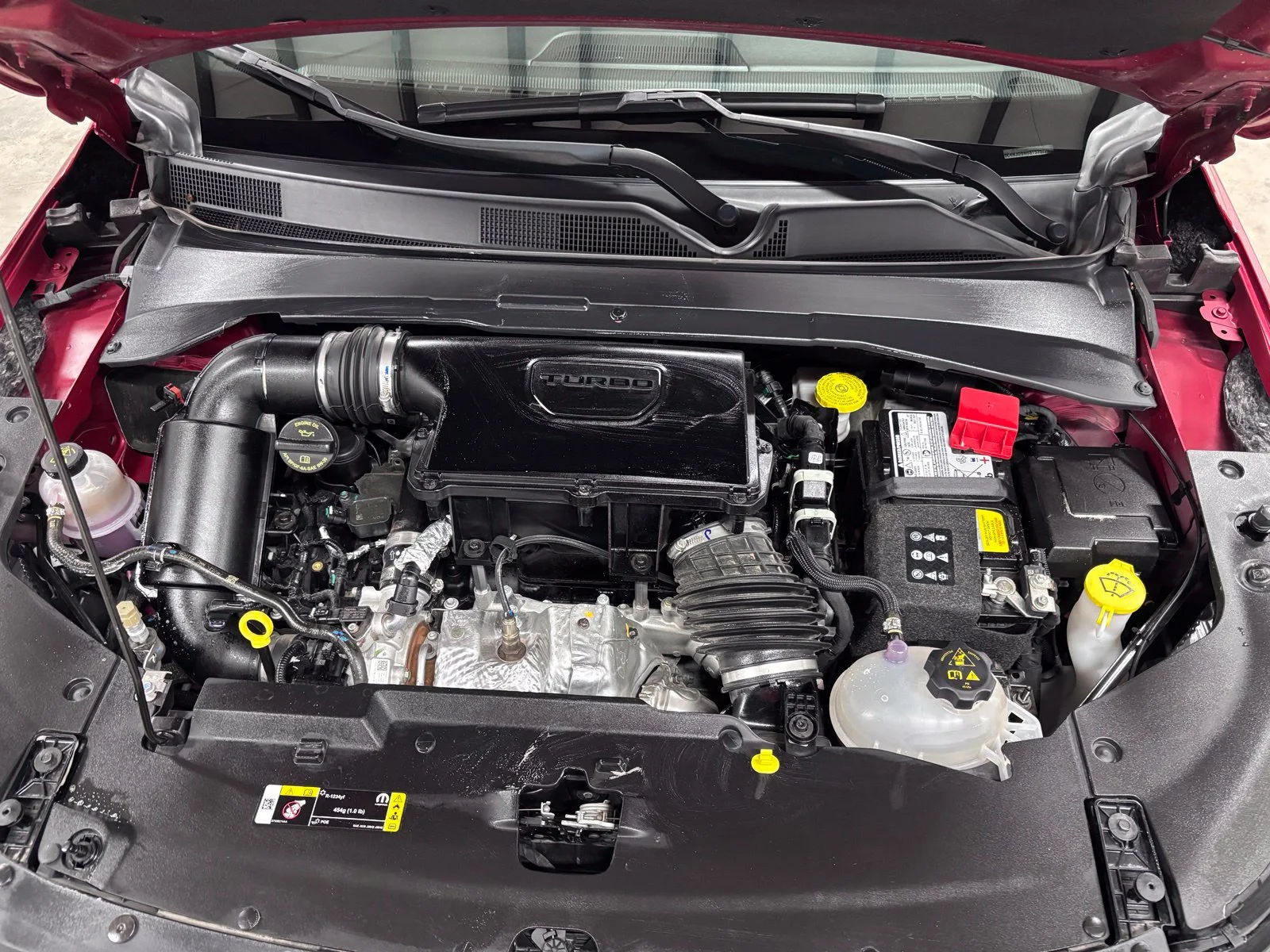 Used 2025 Red Jeep Latitude image 22