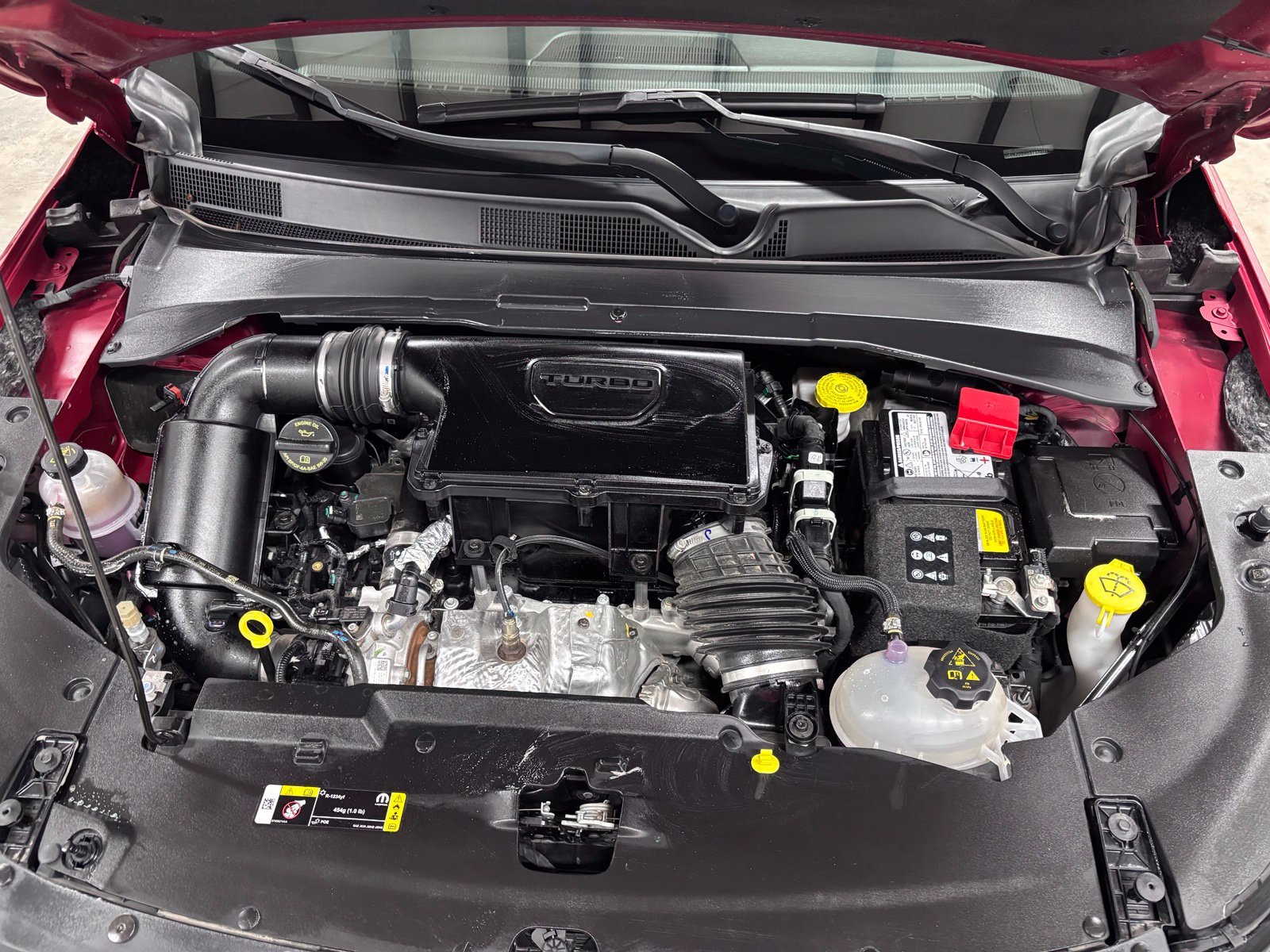 Used 2025 Red Jeep Latitude image 22