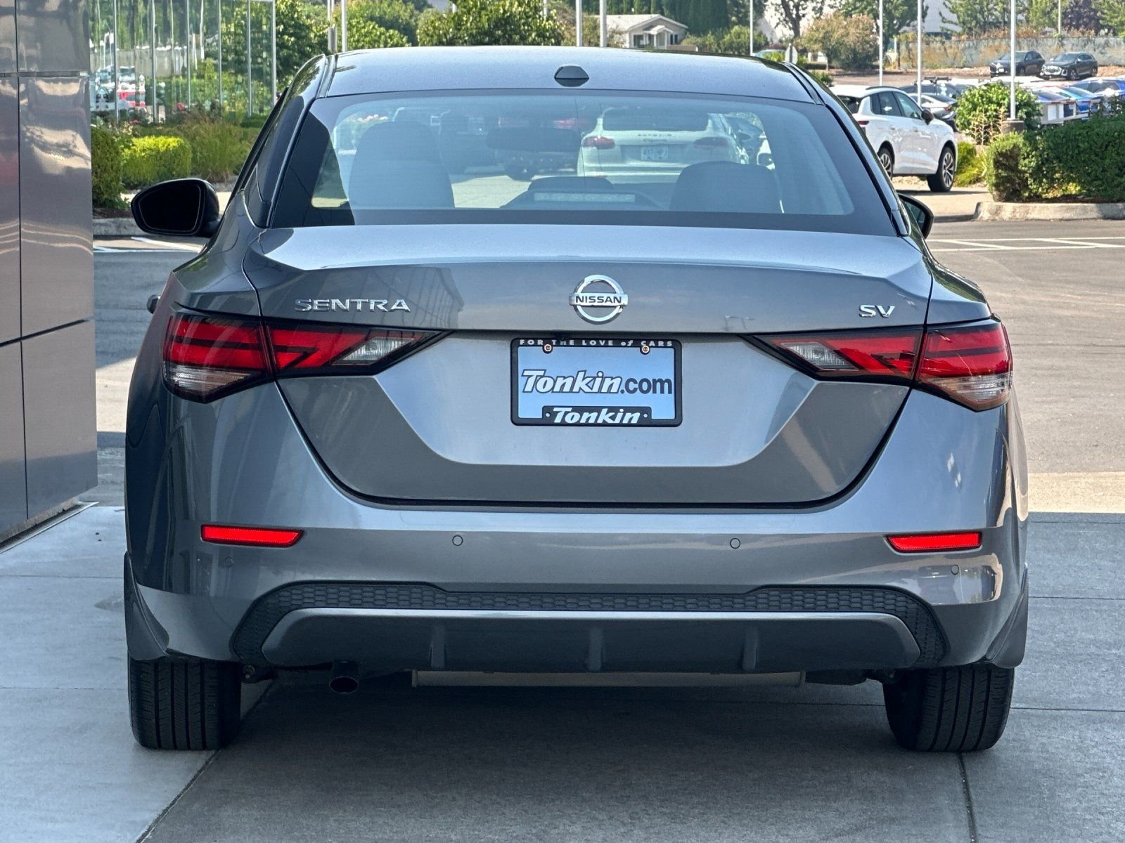 Used 2023 Gun Metallic Nissan SV image 4